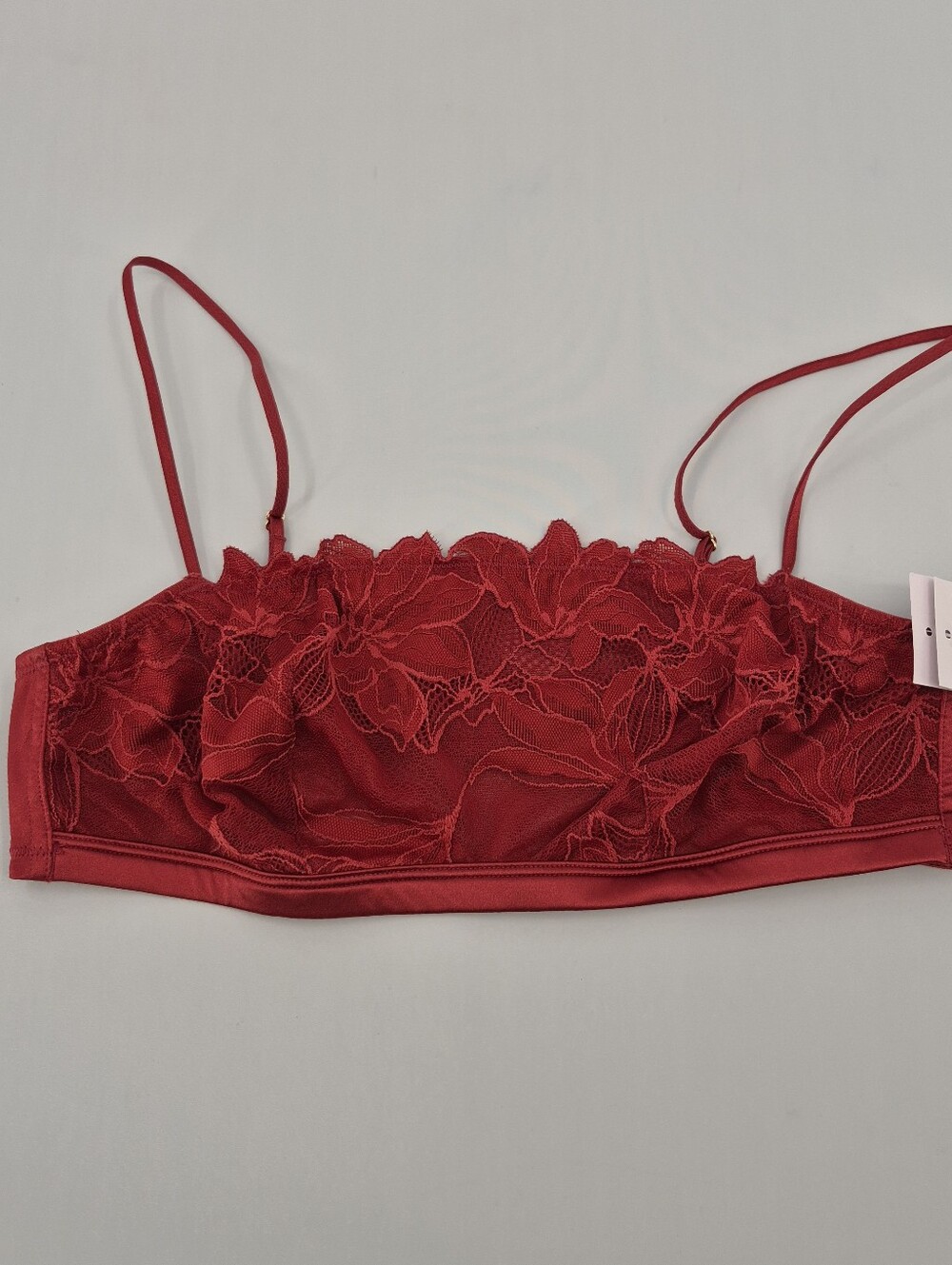 Auden Red Floral Lace Unlined Wirefree Bralette Adjustable Straps Size M NWT